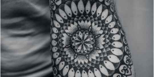 21 fantasticos tatuajes de mandalas 11