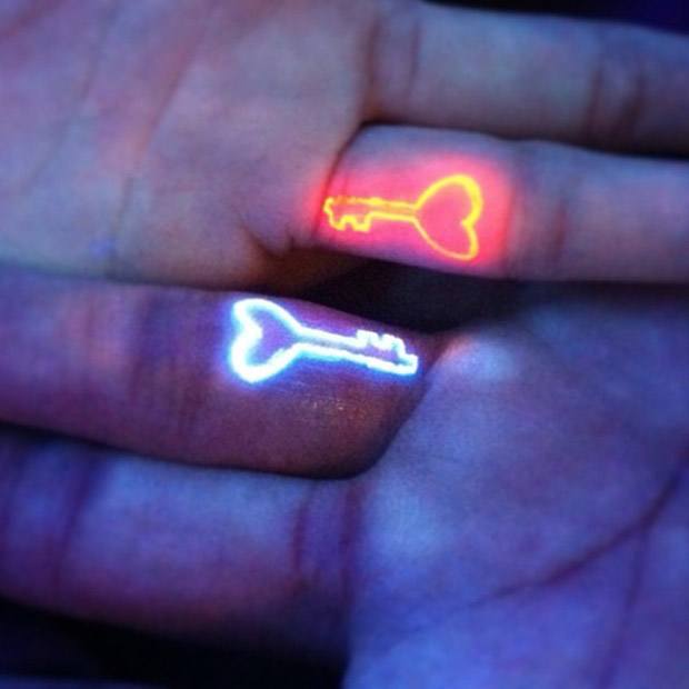 Tatuajes fluorescentes: tinta ultravioleta para no pasar desapercibido. 10