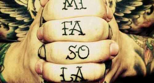 Tatuarse en los dedos: nuestros consejos 5
