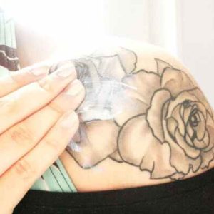 Como cuidar un tatuaje 2