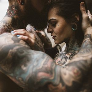 Estigmatofilia: la atracción sexual hacia tatuajes y piercings. 5