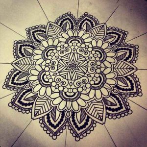 Cómo hacer un mandala personalizado 2